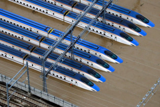 Picture of Japanese bullet trains flooded near Nagano by heavy rainfall from Typhoon Hagibis, up to 1000mm in 24 hours.