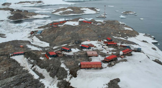 Photo of Dumont d’Urville, Antarctica station